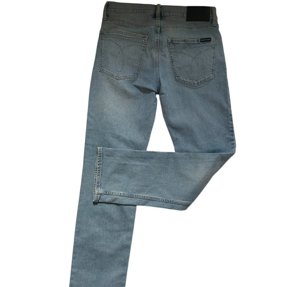 Calvin Klein Jeans. Men's Size W29 L30. Straight. Made in Bangladesh. - Picture 2 of 9